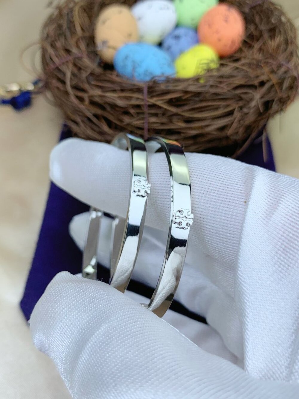 Tory Burch Stacked-T Hoop Earrings in silevr (Brand New)